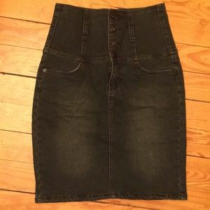 High waisted denim skirt